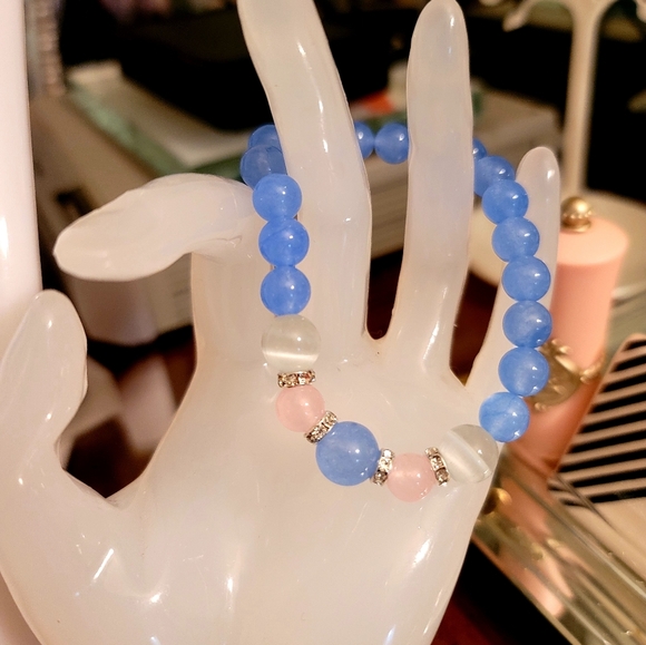 (NWT) 8mm Blue & Pink Jade Set - Picture 3 of 8